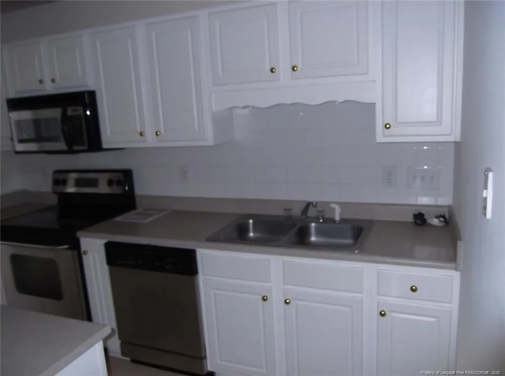 2937 Piney Mountain Drive Hope Mills, NC 28348