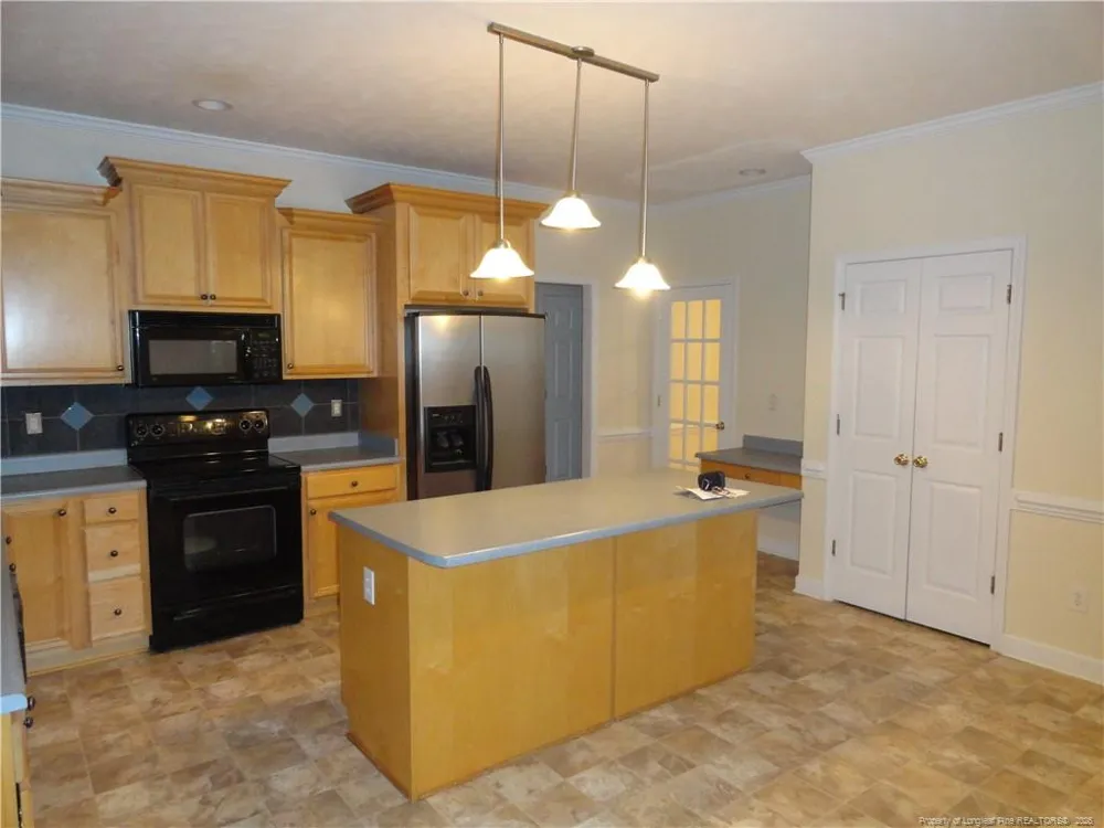 1107 Thistle Gold Drive Hope Mills, NC 28348