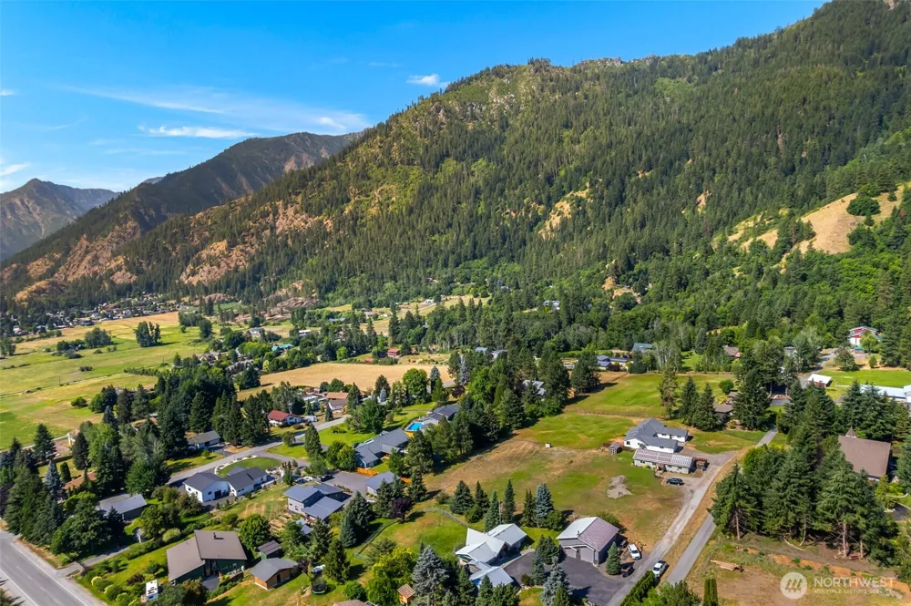 65 Ski Ridge Lane Leavenworth, WA 98826