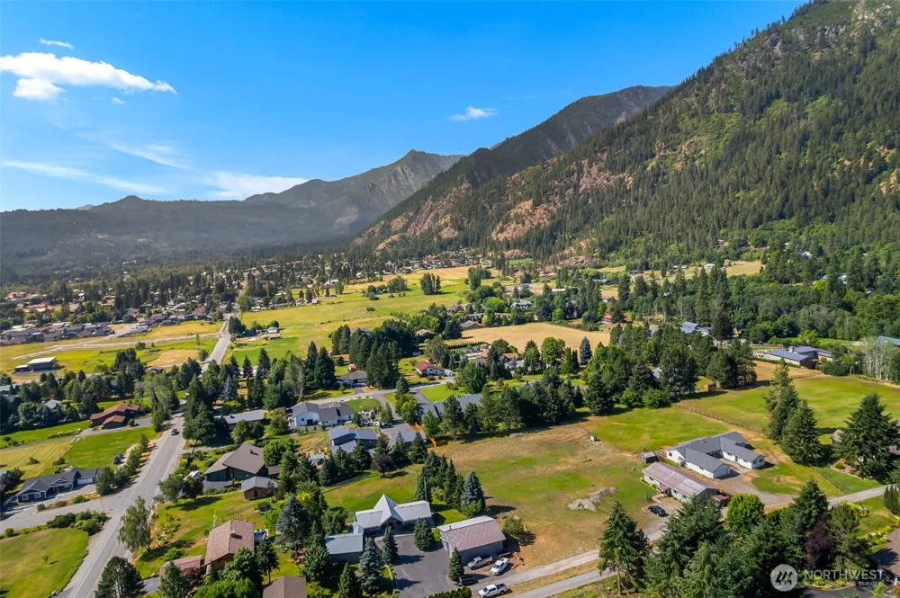 65 Ski Ridge Lane Leavenworth, WA 98826