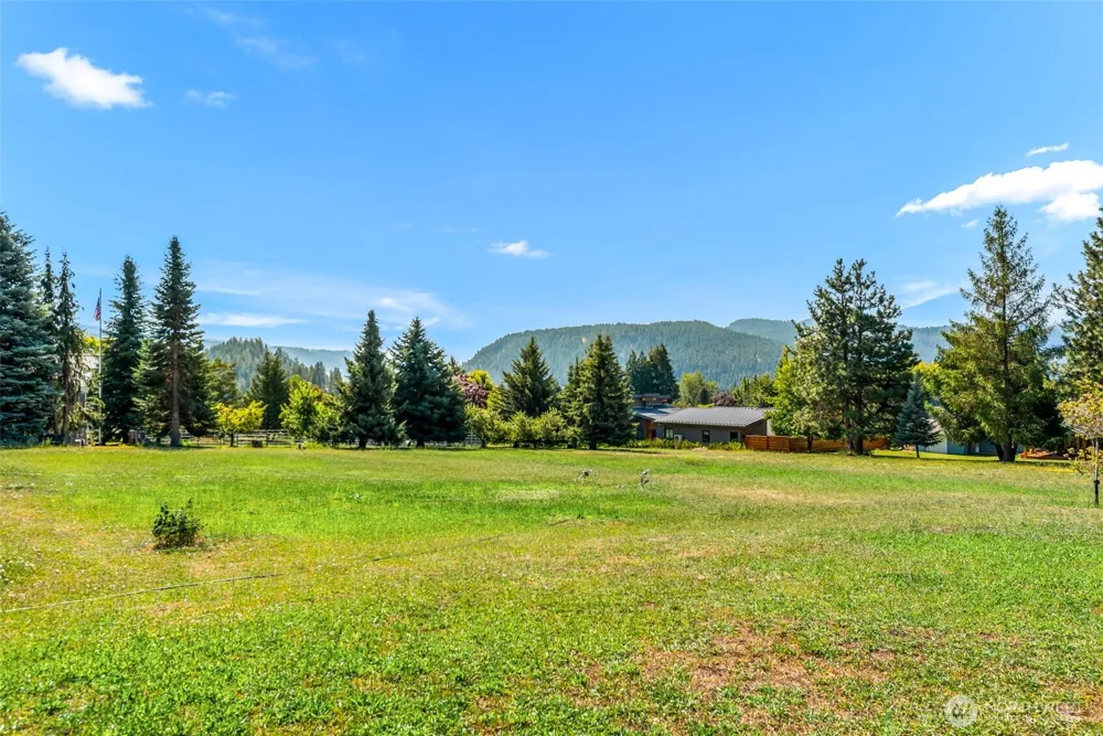 65 Ski Ridge Lane Leavenworth, WA 98826