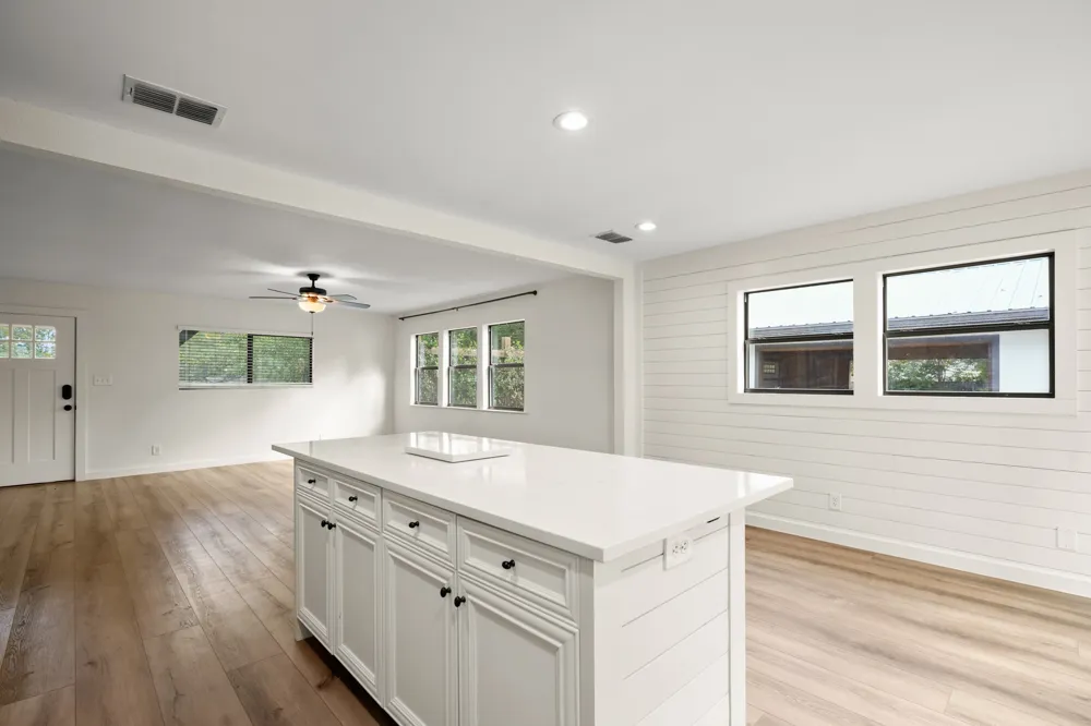 413 Sun Bonnet Drive Buda, TX 78610