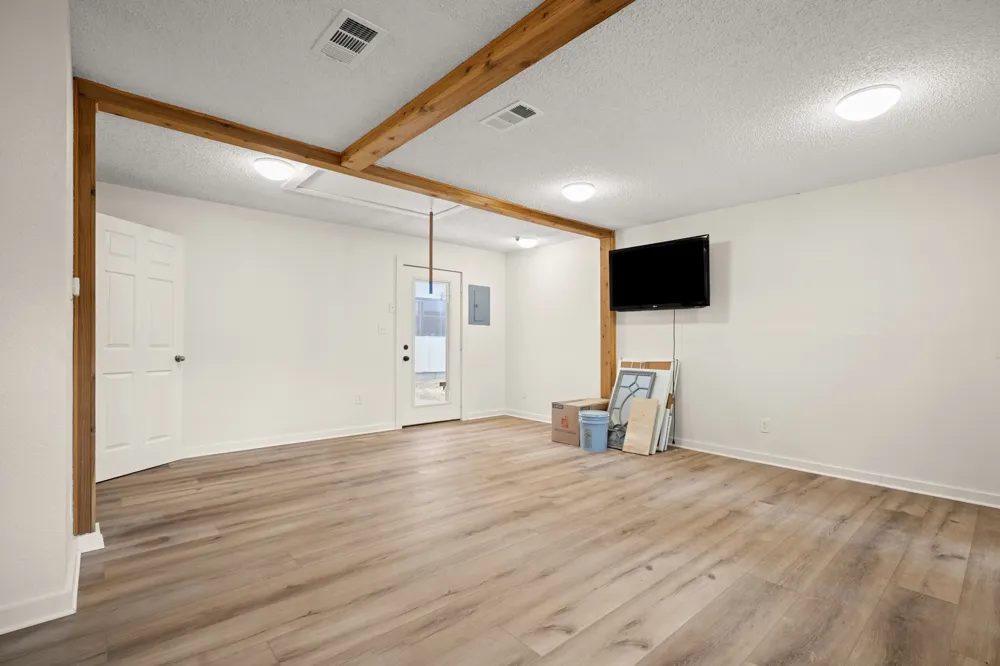 413 Sun Bonnet Drive Buda, TX 78610