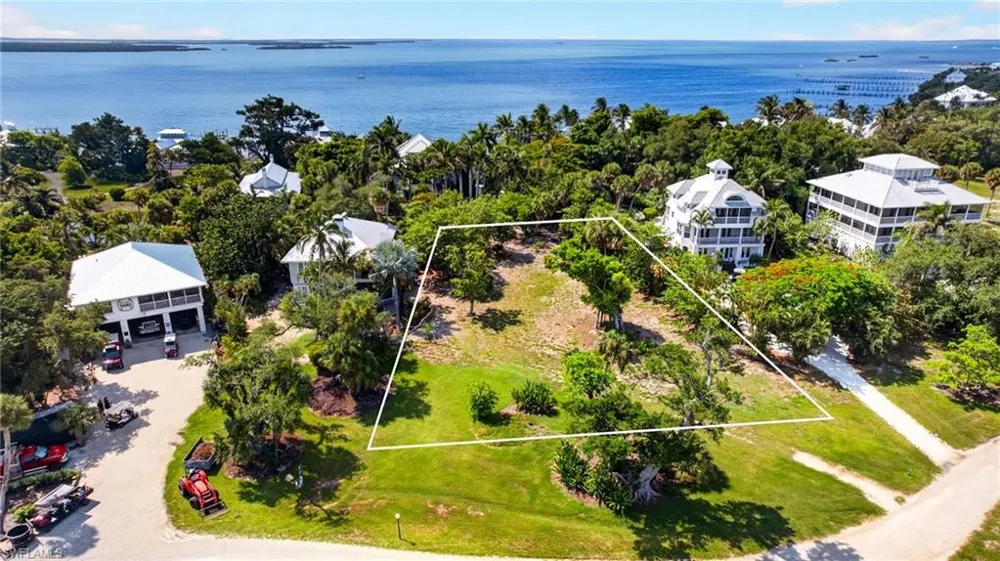 327 Useppa Useppa Island, FL 33924