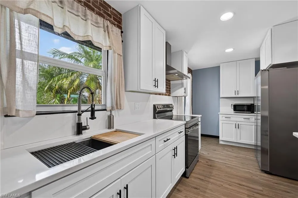 27072 Hillshire Lane Punta Gorda, FL 33983