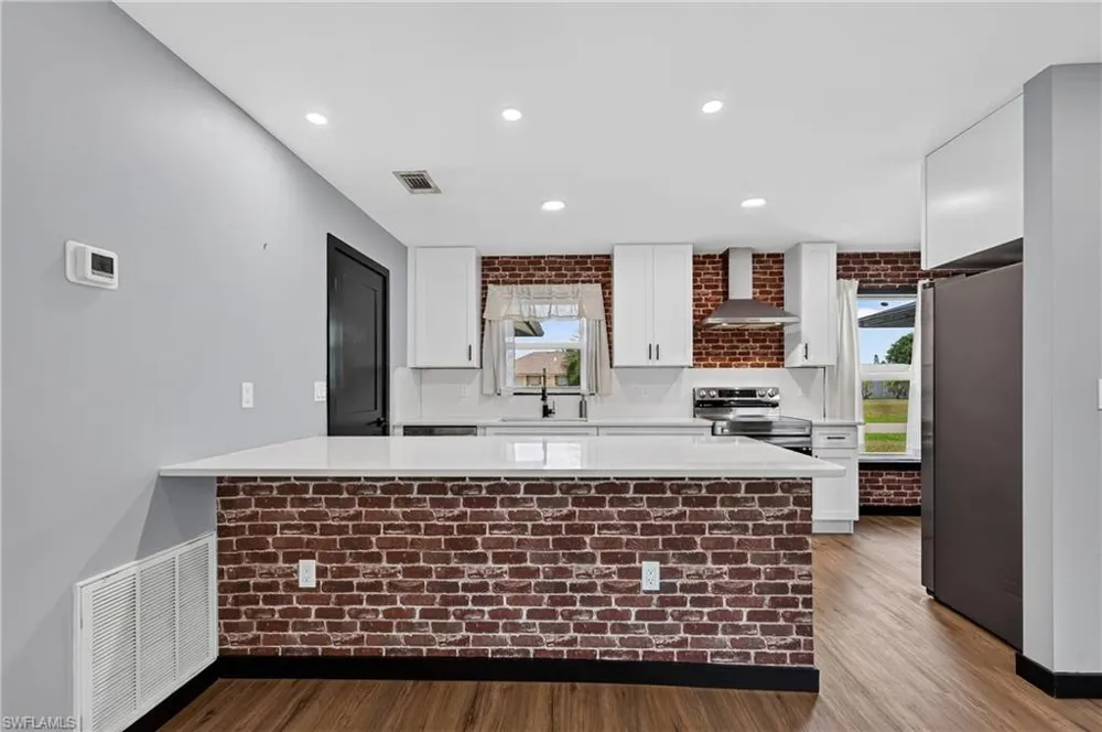 27072 Hillshire Lane Punta Gorda, FL 33983