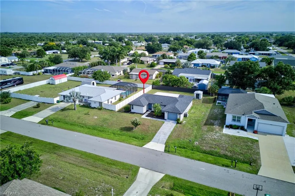 27072 Hillshire Lane Punta Gorda, FL 33983