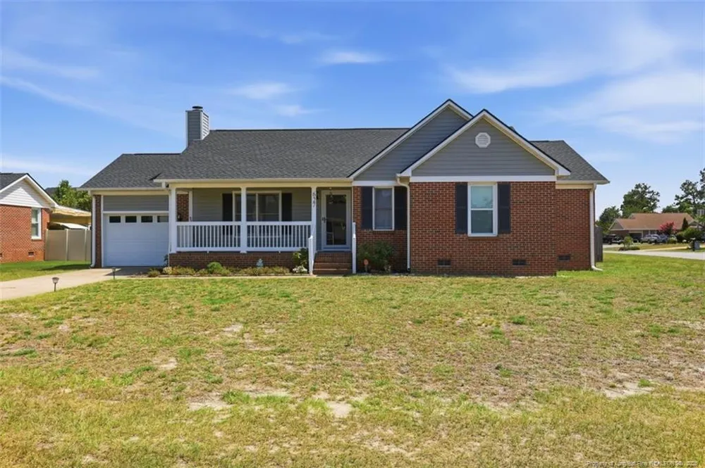 627 Sunnybrook Drive Hope Mills, NC 28348
