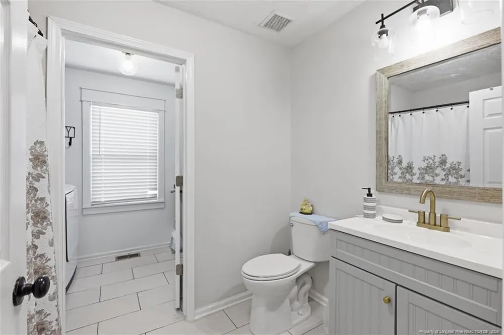627 Sunnybrook Drive Hope Mills, NC 28348