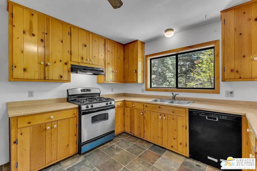 52260 Sylvan Way Idyllwild, CA 92549