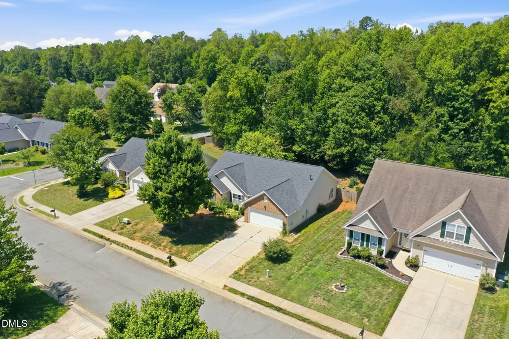 514 Walnut Crossing Drive Whitsett, NC 27377