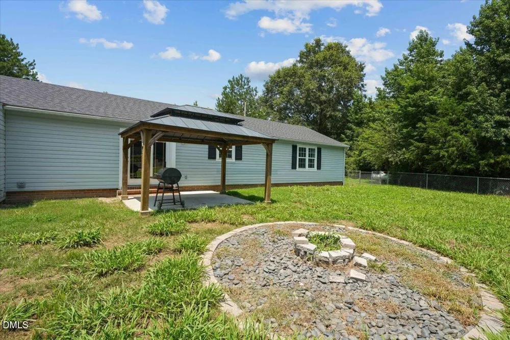 961 Pikeville Princeton Road Pikeville, NC 27863