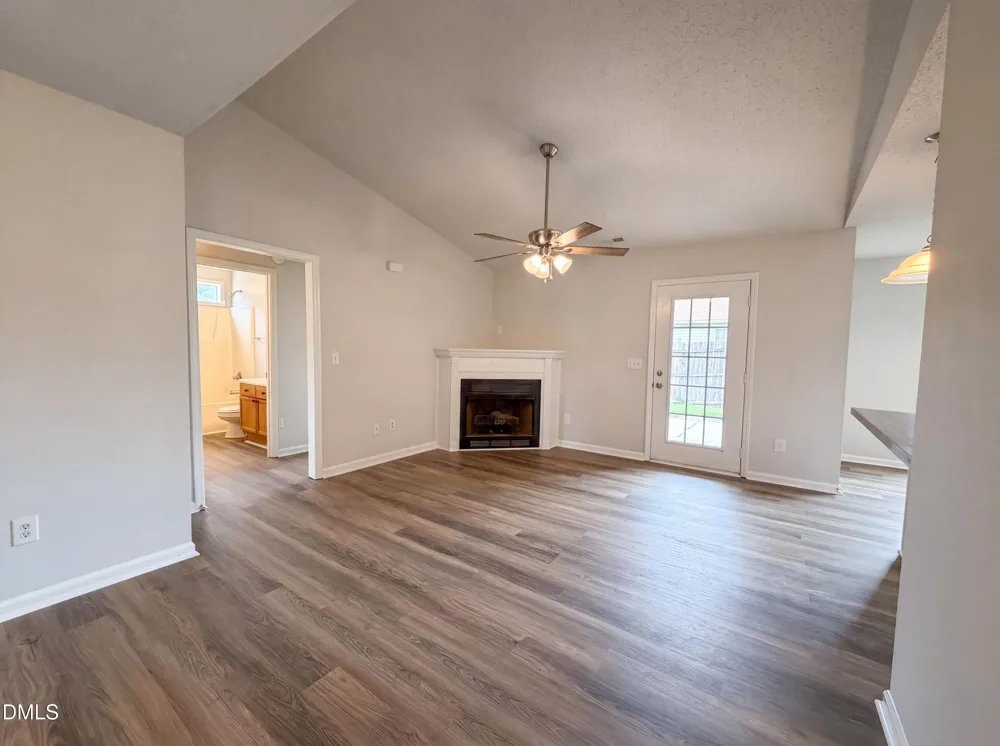 102 Reebe Circle Selma, NC 27576