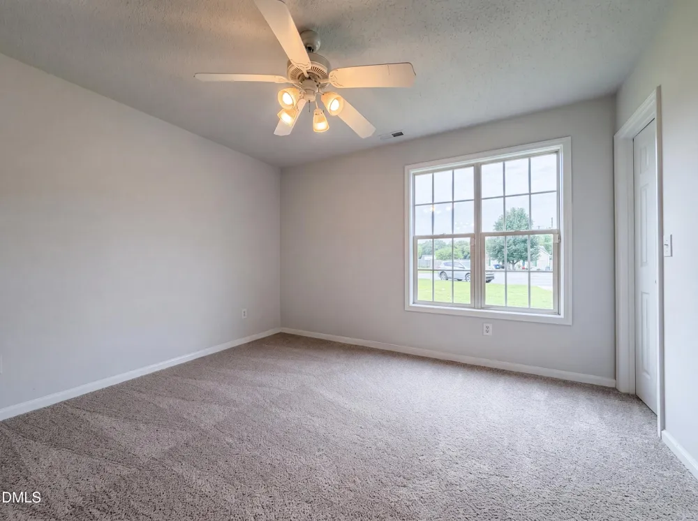 102 Reebe Circle Selma, NC 27576