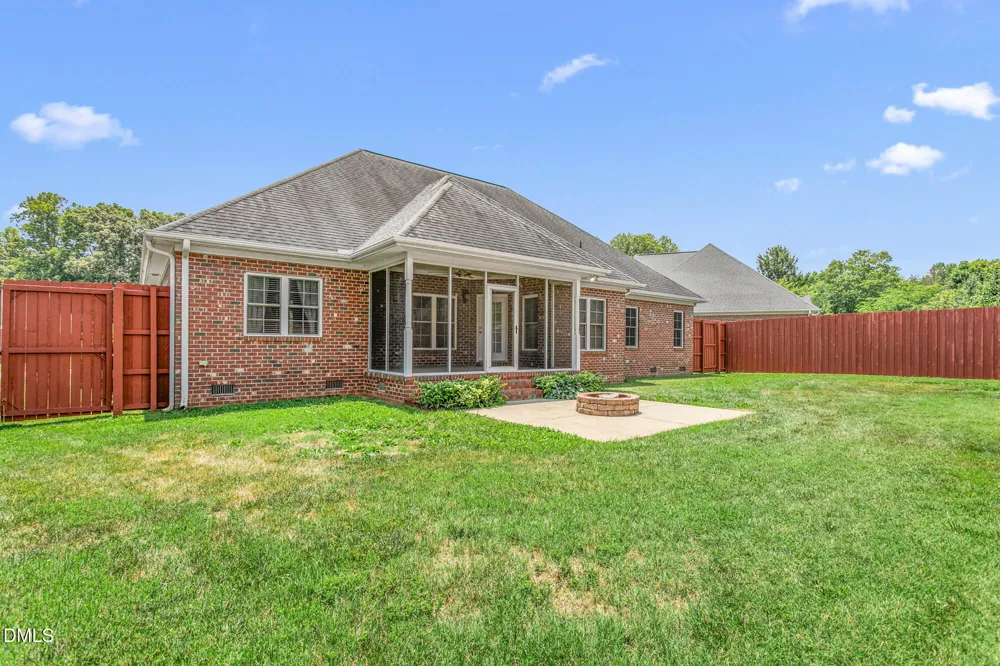 20 Hursey Court Gibsonville, NC 27249