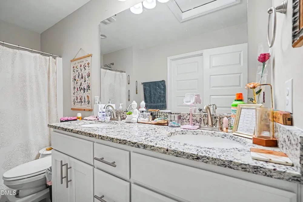 212 Tanglewood Drive Louisburg, NC 27549