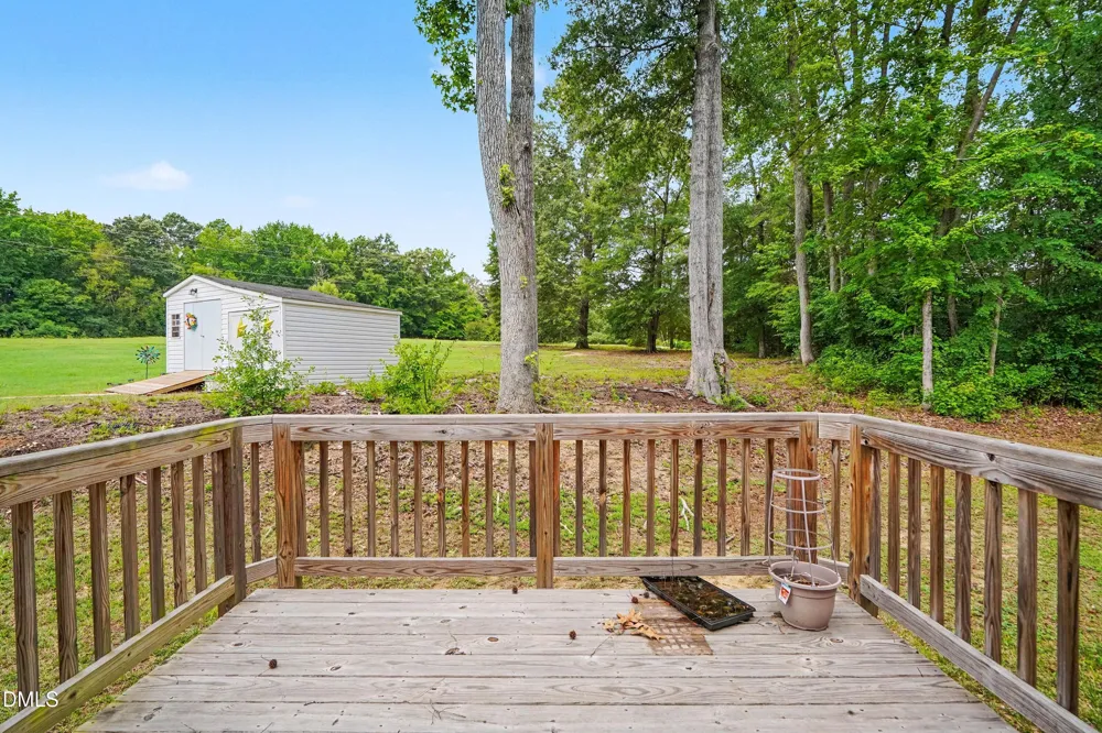 212 Tanglewood Drive Louisburg, NC 27549