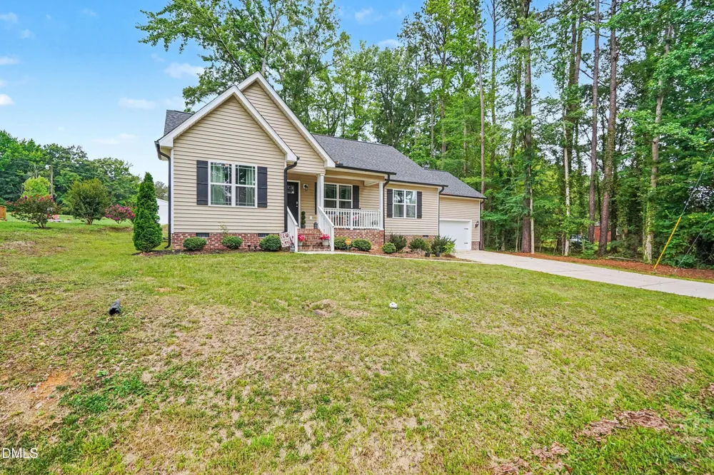 212 Tanglewood Drive Louisburg, NC 27549