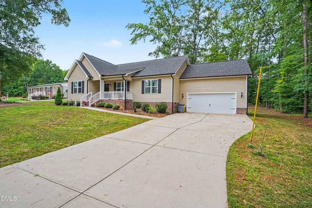 212 Tanglewood Drive Louisburg, NC 27549
