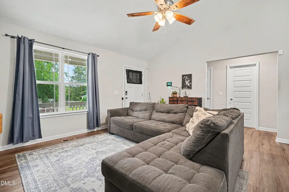 212 Tanglewood Drive Louisburg, NC 27549