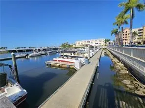 18001 Bluewater Drive Naples, FL 34114