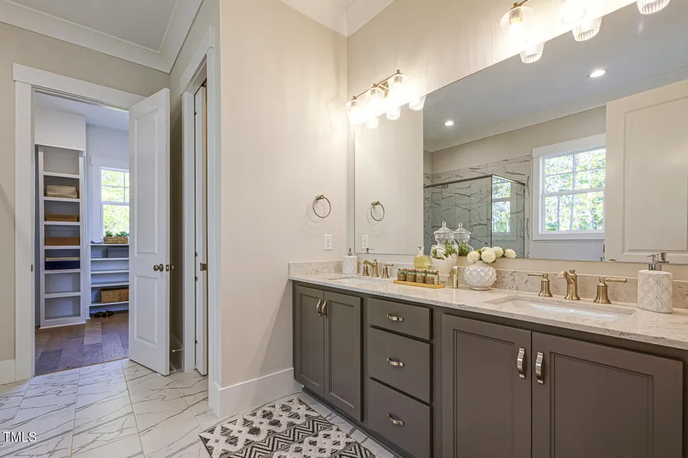 25 Blackhorn Court Pittsboro, NC 27312