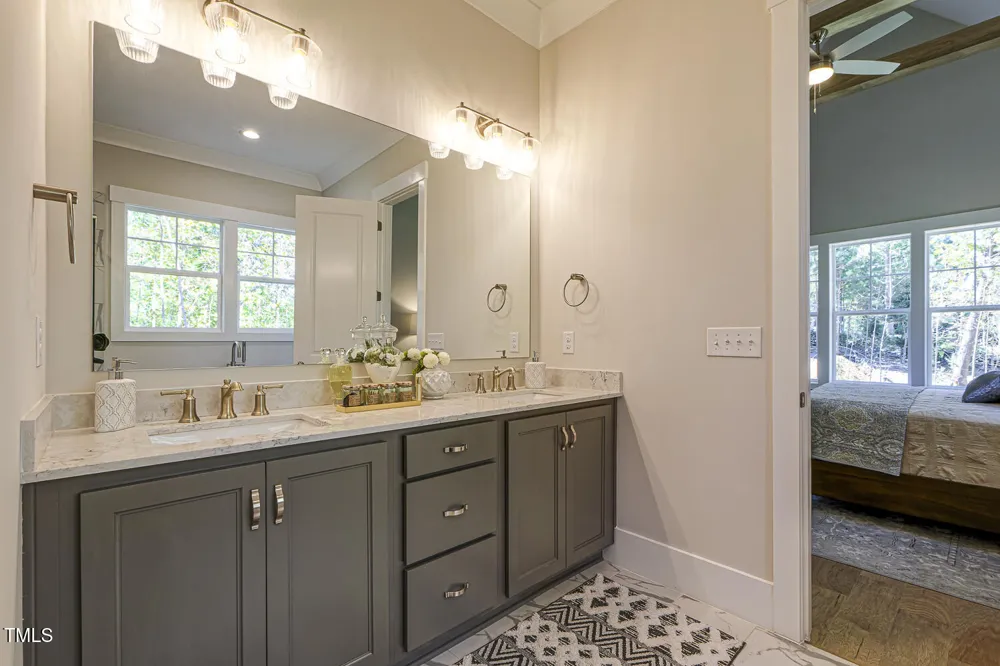 25 Blackhorn Court Pittsboro, NC 27312