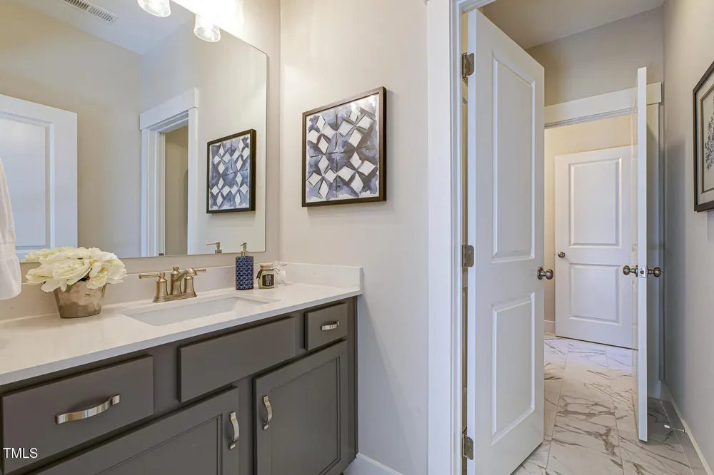 25 Blackhorn Court Pittsboro, NC 27312