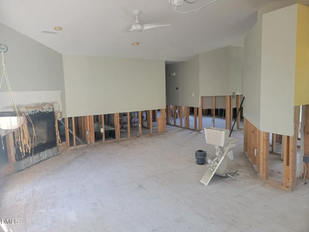 115 Weatherhill Point Carrboro, NC 27510