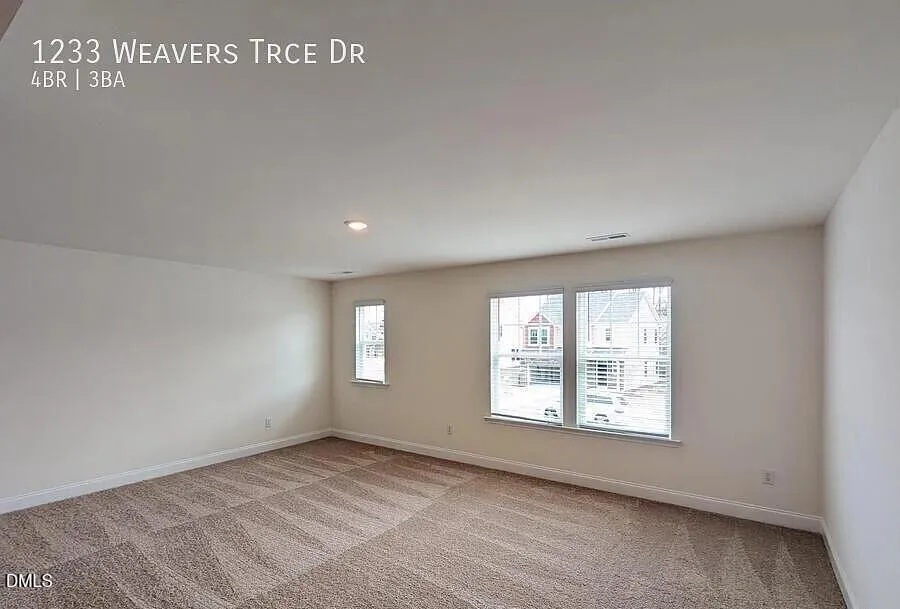 1233 Weavers Trace Drive Zebulon, NC 27597