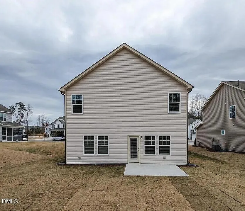 1233 Weavers Trace Drive Zebulon, NC 27597