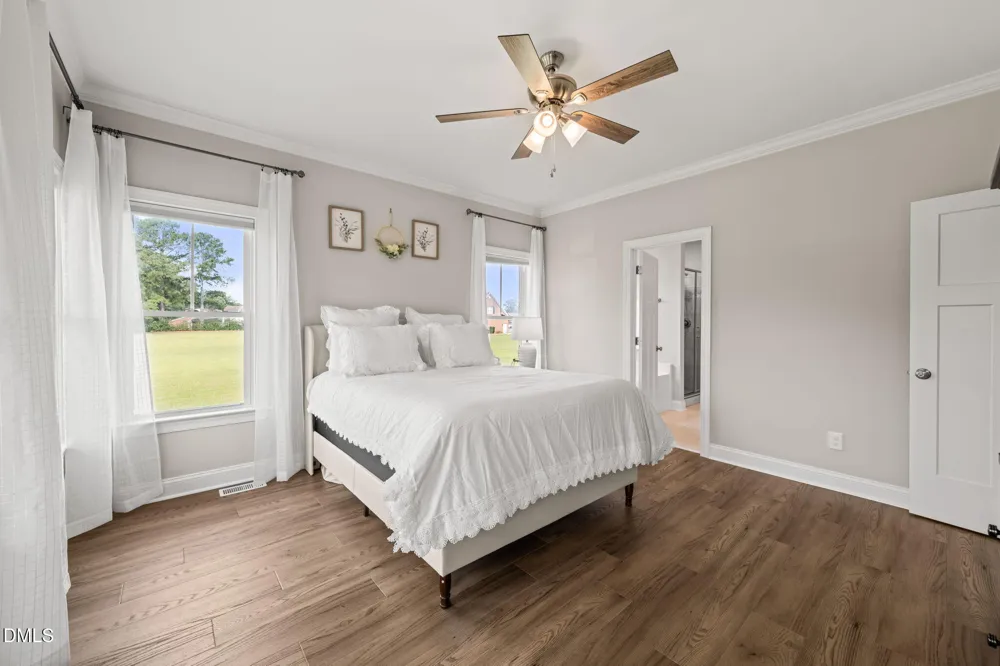 748 Old School Road Four Oaks, NC 27524