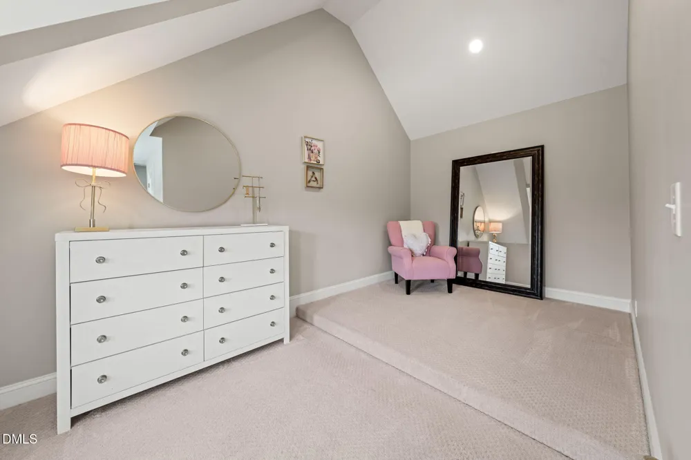 748 Old School Road Four Oaks, NC 27524