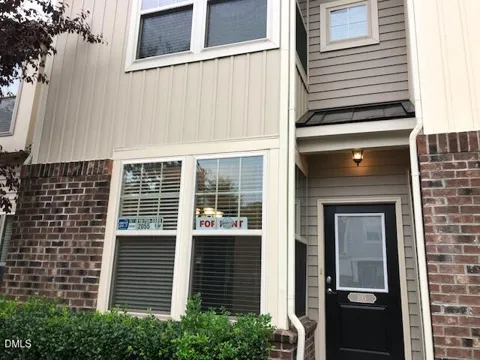 105 Mt Evans Drive