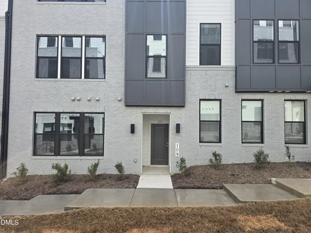 109 Ailey Brook Way #200 Wake Forest, NC 27587