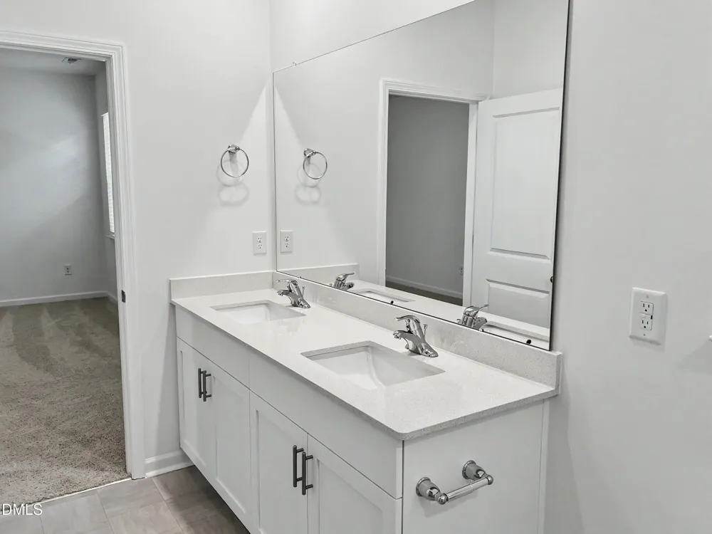 1404 Jasmine View Way Knightdale, NC 27545