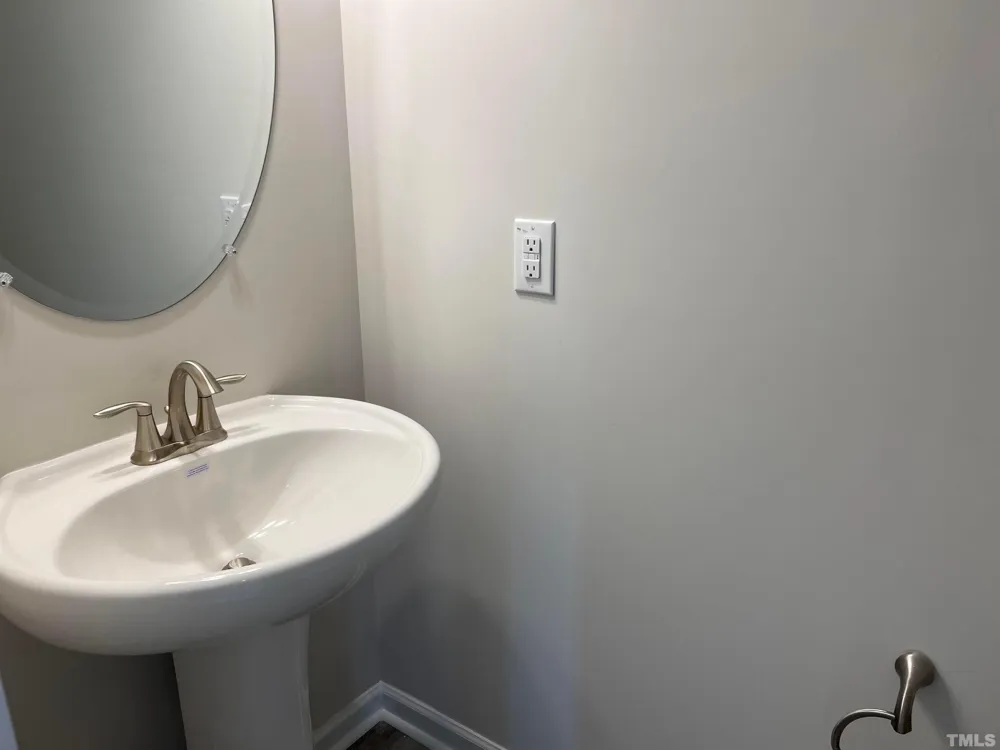 248 Streamliner Boulevard Clayton, NC 27520