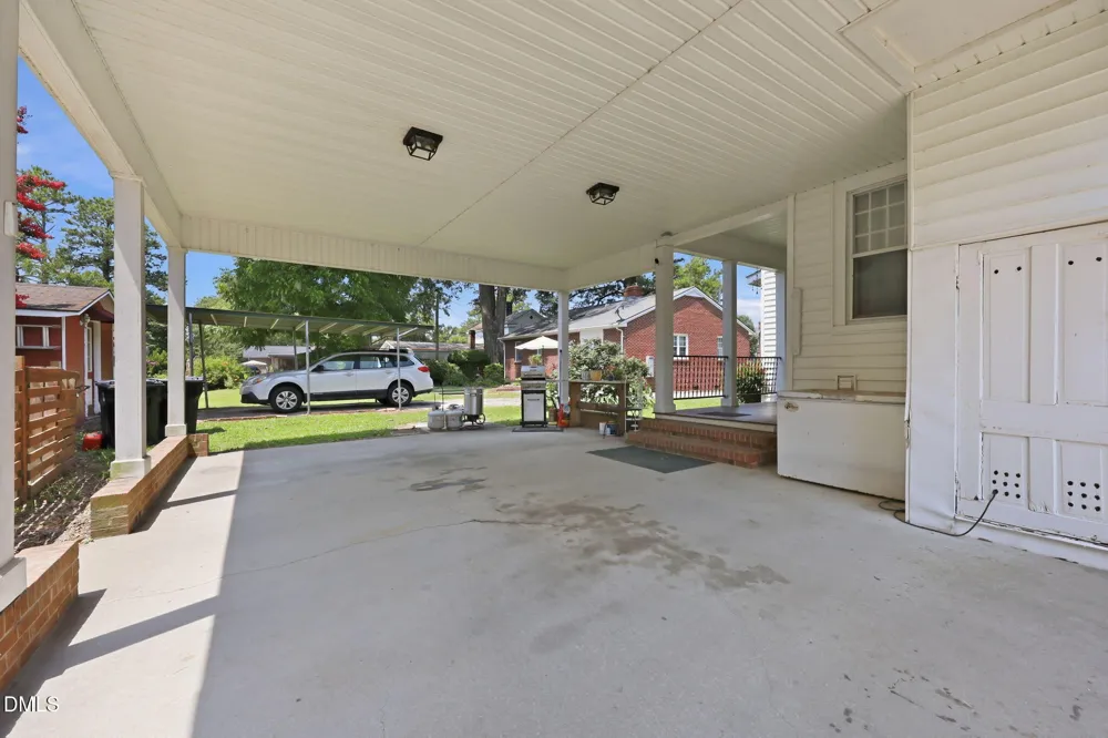 501 S Main Street Stantonsburg, NC 27883