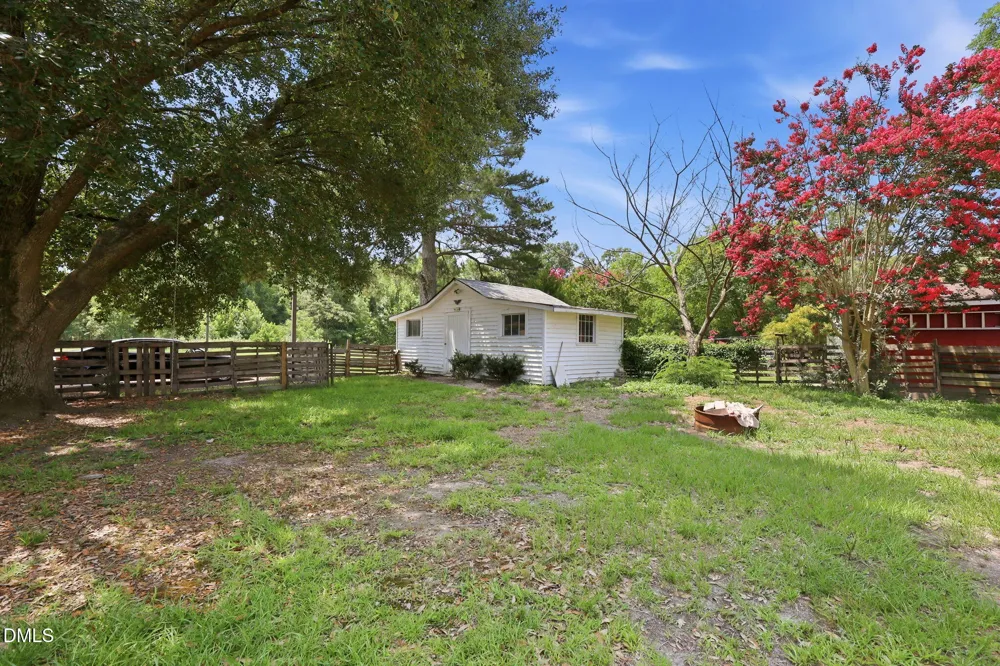 501 S Main Street Stantonsburg, NC 27883