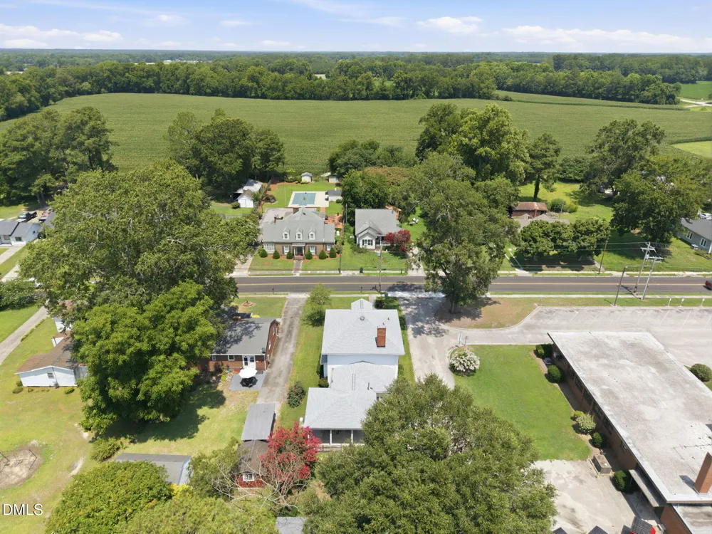 501 S Main Street Stantonsburg, NC 27883