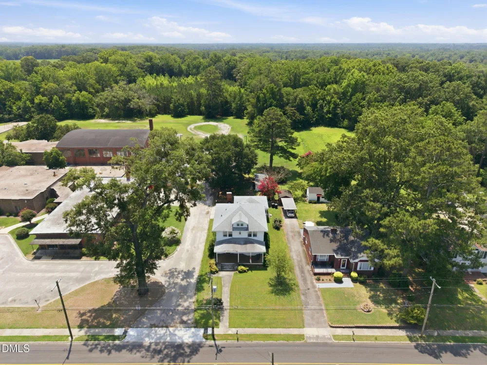 501 S Main Street Stantonsburg, NC 27883
