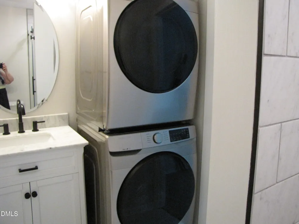 220 Elizabeth Street #Apt B2 Chapel Hill, NC 27514