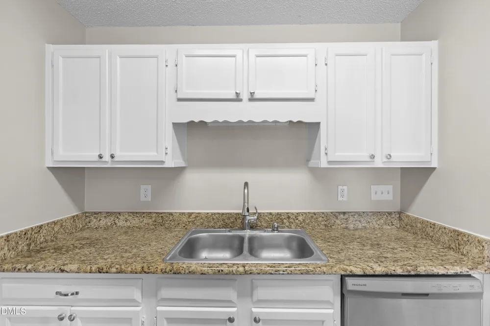 3412 Masters Drive Hope Mills, NC 28348