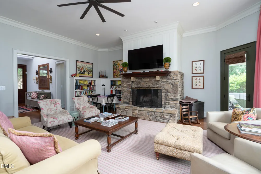 2375 Southpoint Lane New London, NC 28127