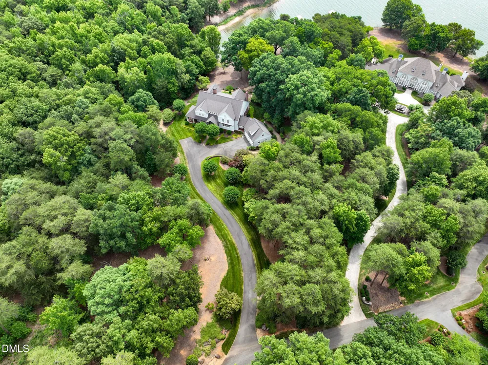 2375 Southpoint Lane New London, NC 28127