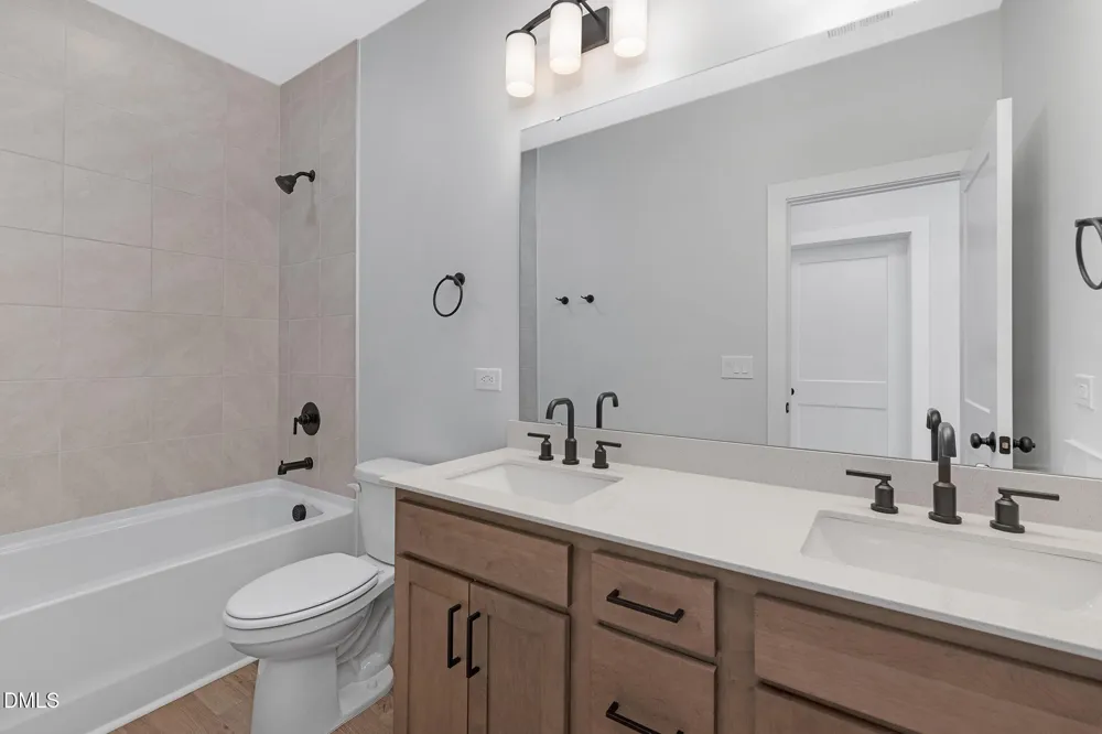 713 Trailboard Road Fuquay Varina, NC 27526