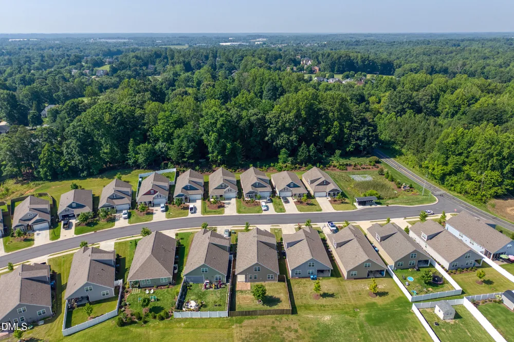6443 Grogan Hill Road Whitsett, NC 27377