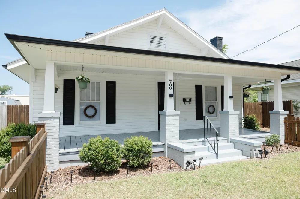 706 S Magnolia Dunn, NC 28334