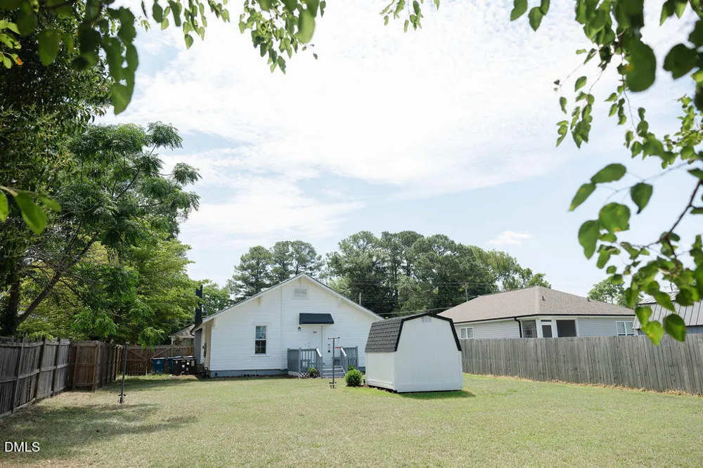 706 S Magnolia Dunn, NC 28334