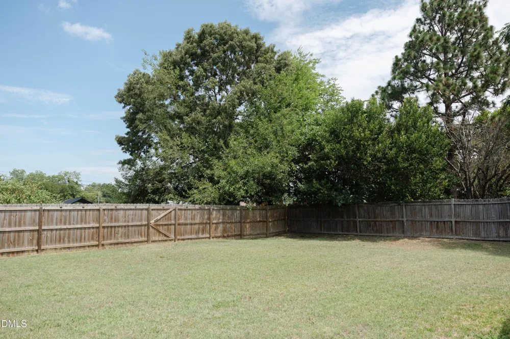 706 S Magnolia Dunn, NC 28334